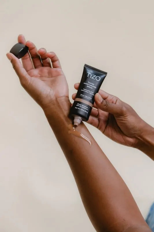 TiZO Tinted Moisturizing Serum - Deep