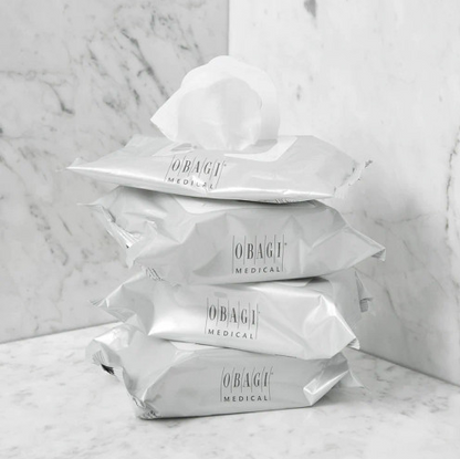 On the Go Cleansing and Makeup Removing Wipes